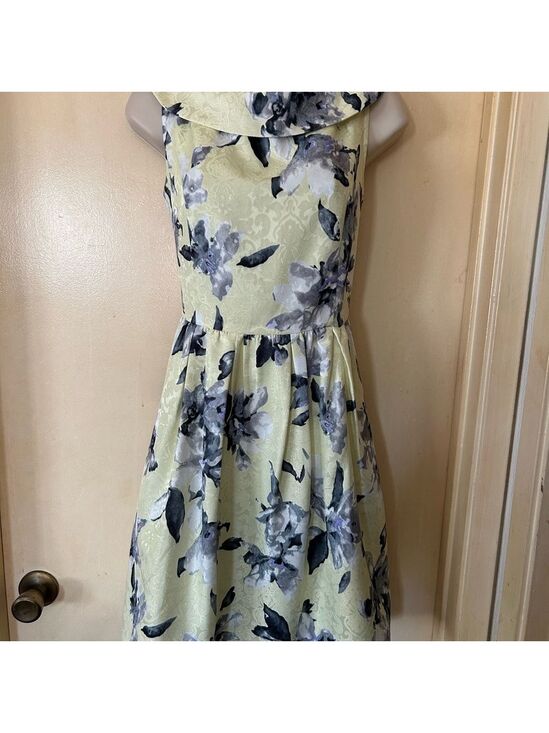 iena Dresses & Skirts - iena Retro Floral Mini Dress in Light Yellow and Gray size M